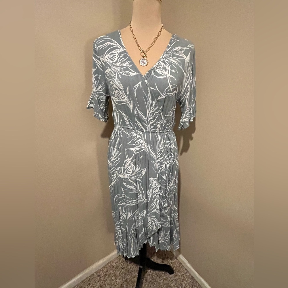 Kori Asymmetrical Sage Green & White Dress, size Small